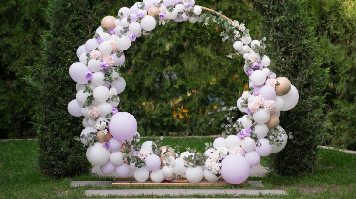 10 Hot Wedding Cake Trends 2016